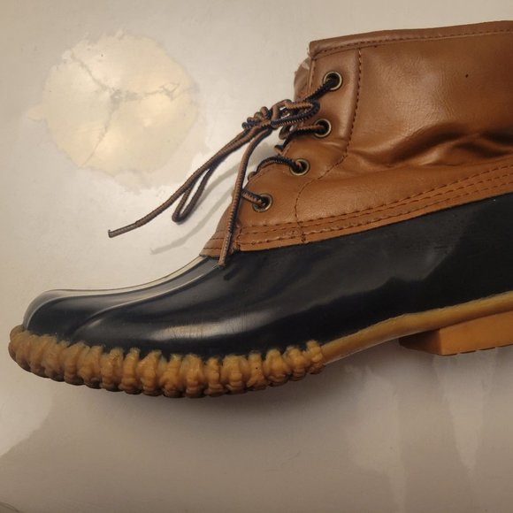 Waterproof Boots - Picture 4 of 5